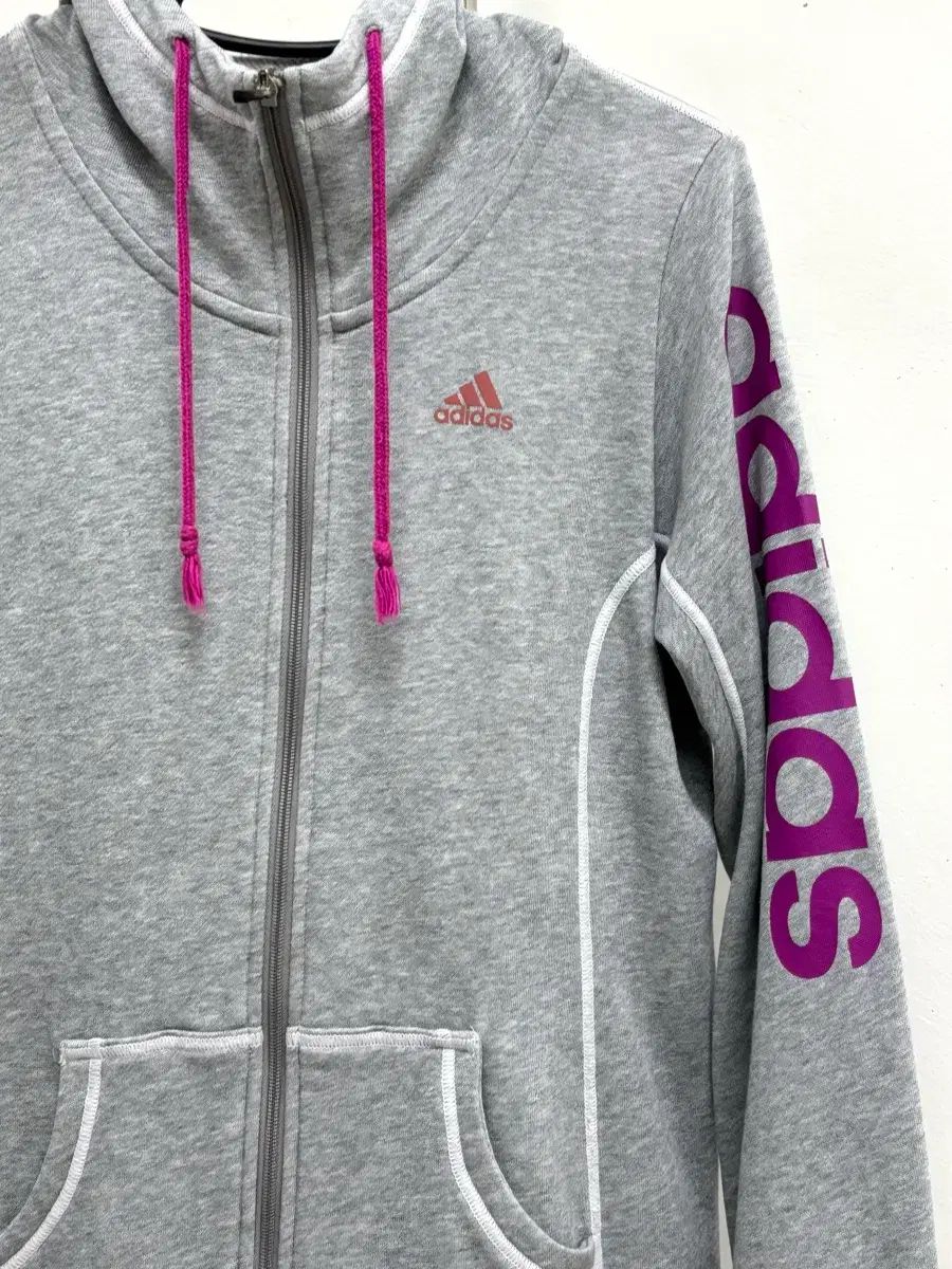 日本ヴィンテージ グレー adidas アディダス フードジップアップ 日本ヴィンテージ グレー adidas アディダス フードジップアップ