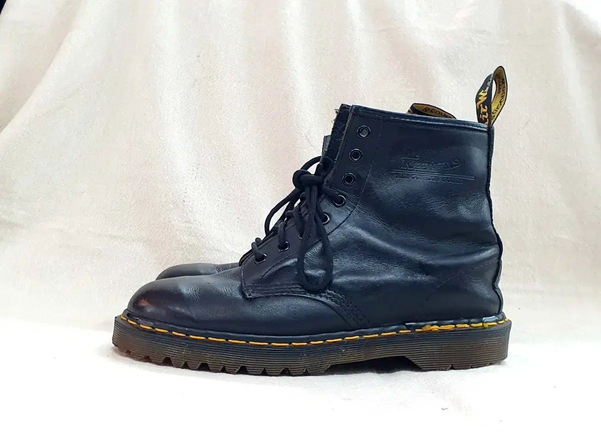 DR. MARTENS ドクターマーチン 1460 8ホール ブーツ