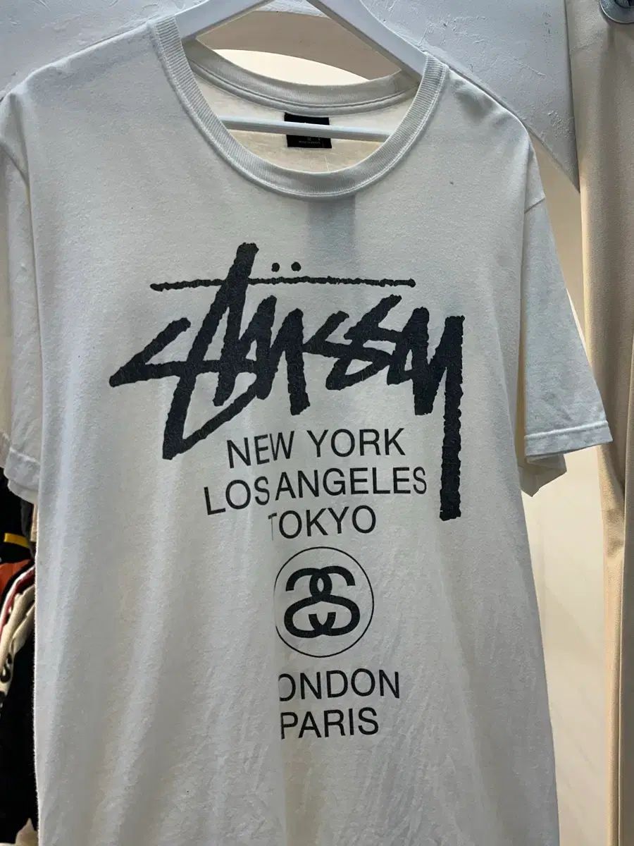 STUSSY WORLD TOUR 白 半袖Tシャツ