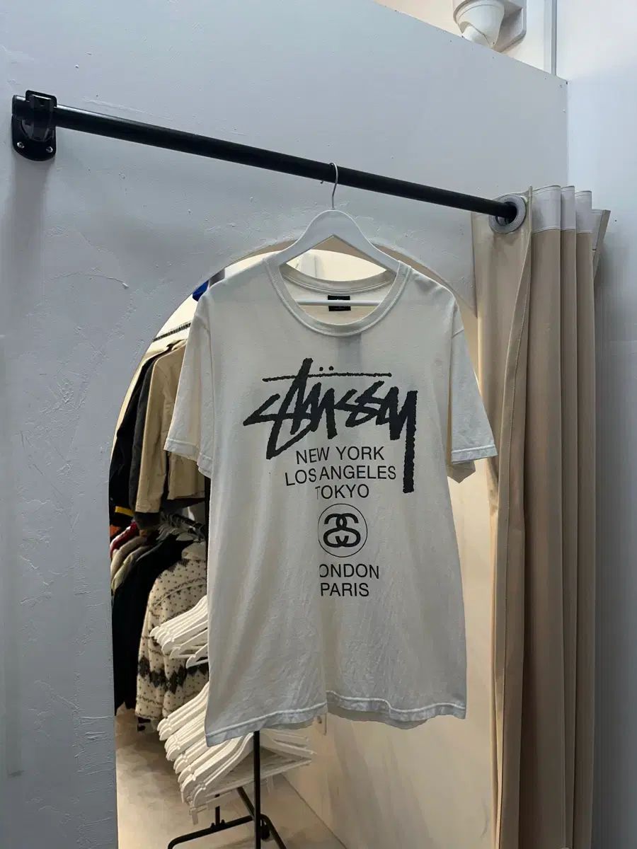 STUSSY WORLD TOUR 白 半袖Tシャツ