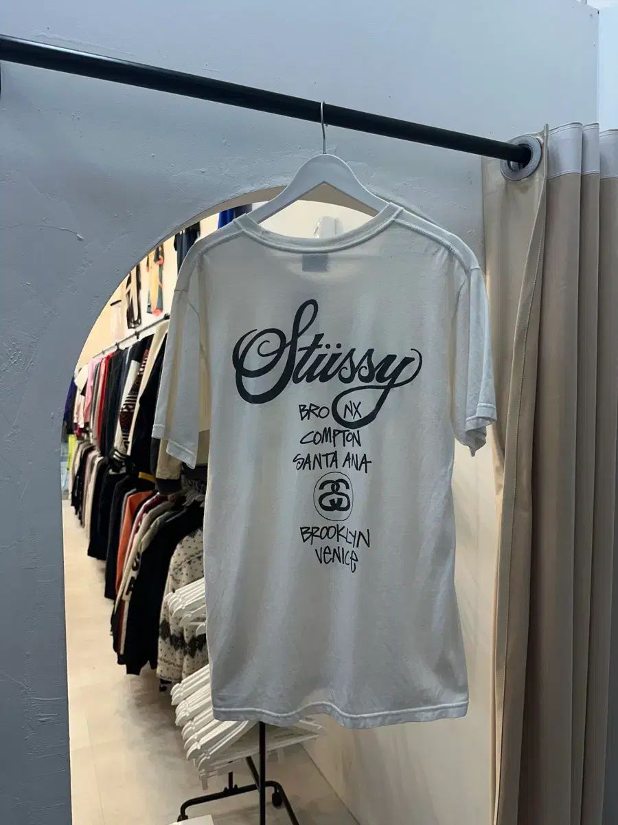 STUSSY WORLD TOUR 白 半袖Tシャツ