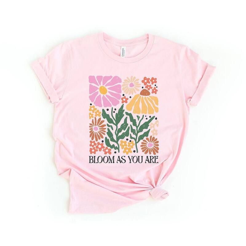 Simply Sage Market レディース トップス Tシャツ グラフィック Simply Sage Market Boho Bloom As You Are Short Sleeve Graphic Tee Pink ピンク