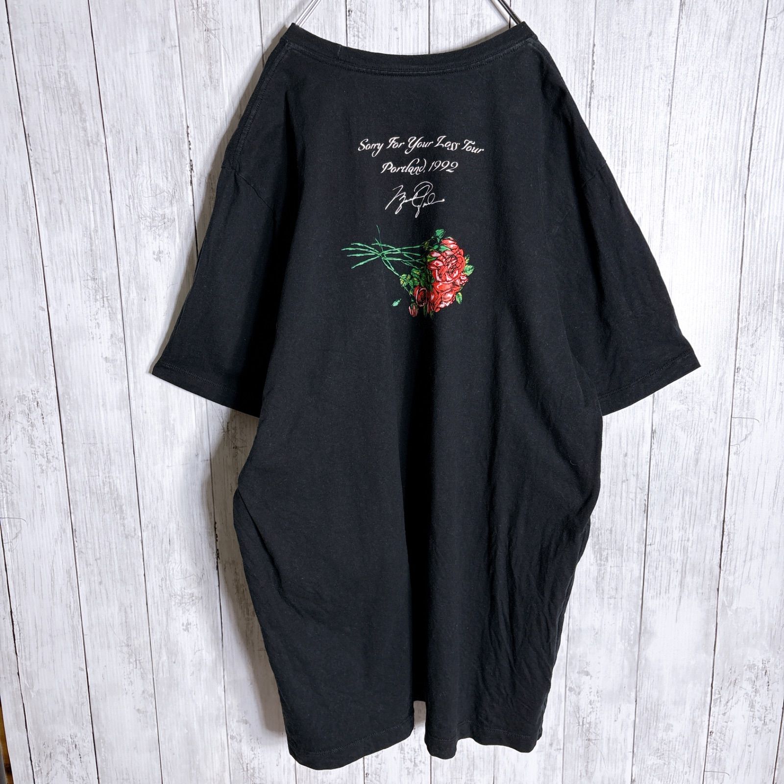 薔薇プリント⁄ロゴデザインFLIGHT フライト 半袖Tシャツ ローズ 薔薇プリント⁄ロゴデザインFLIGHT フライト 半袖Tシャツ ローズ