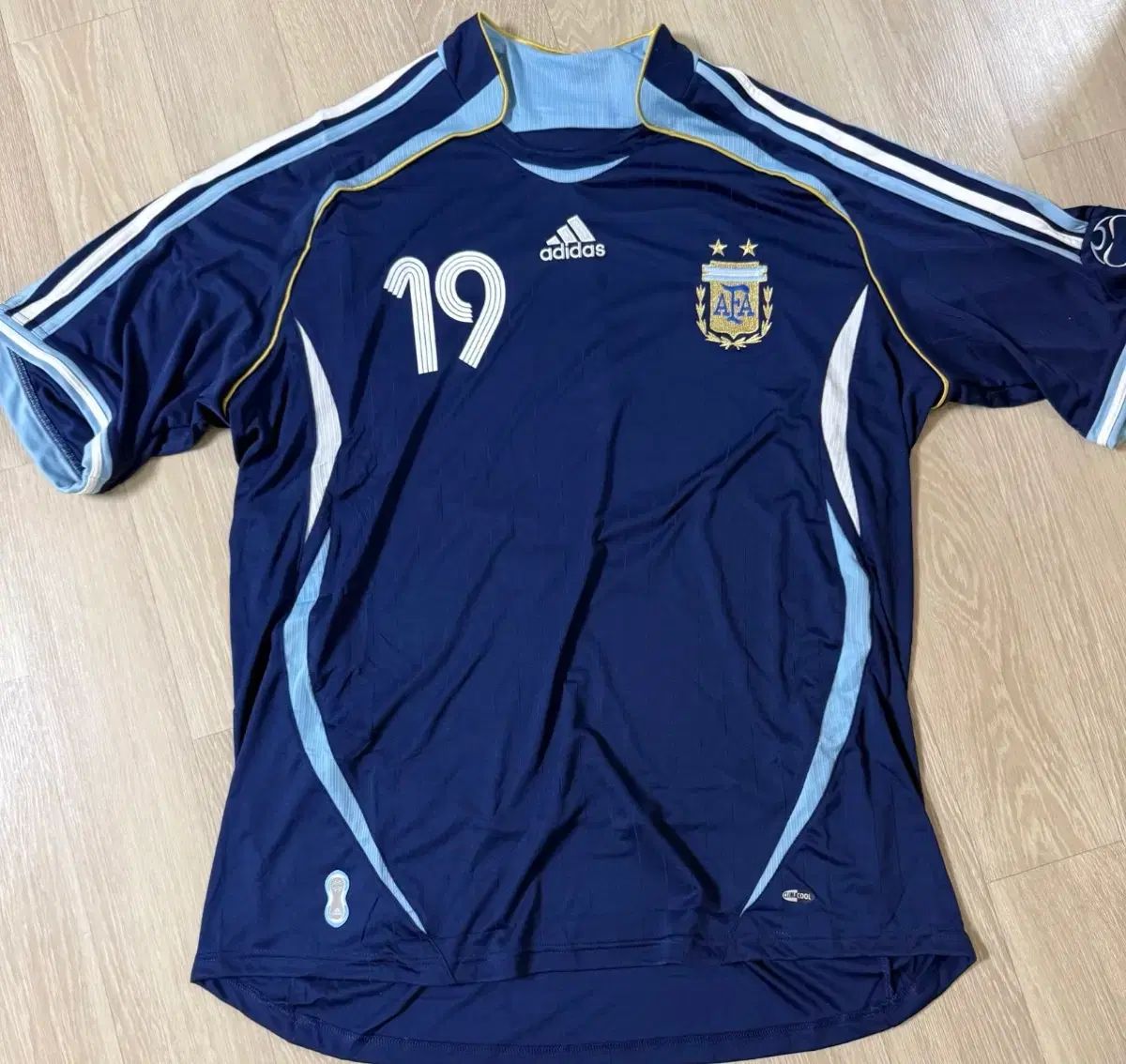 2006年 アルゼンチン アウェー メッシ レトロ Tシャツ