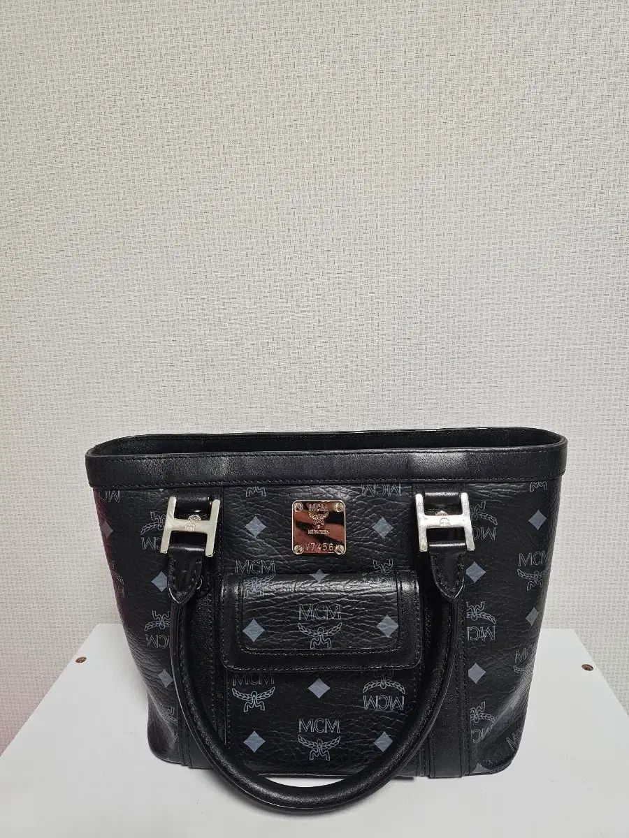 MCM ビセトス ブラック トートバッグ