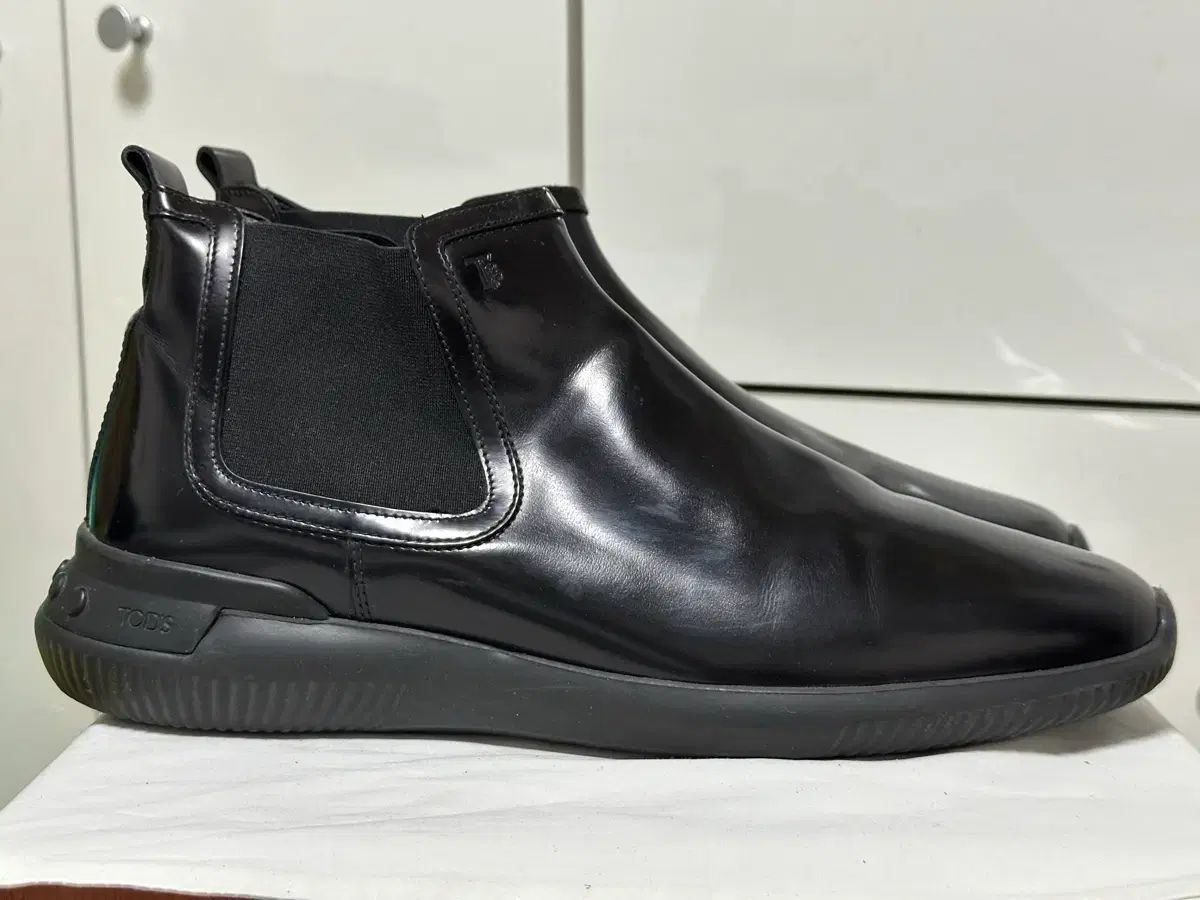 TOD'S メンズ チェルシー ブーツ ブラック 9 サイズ