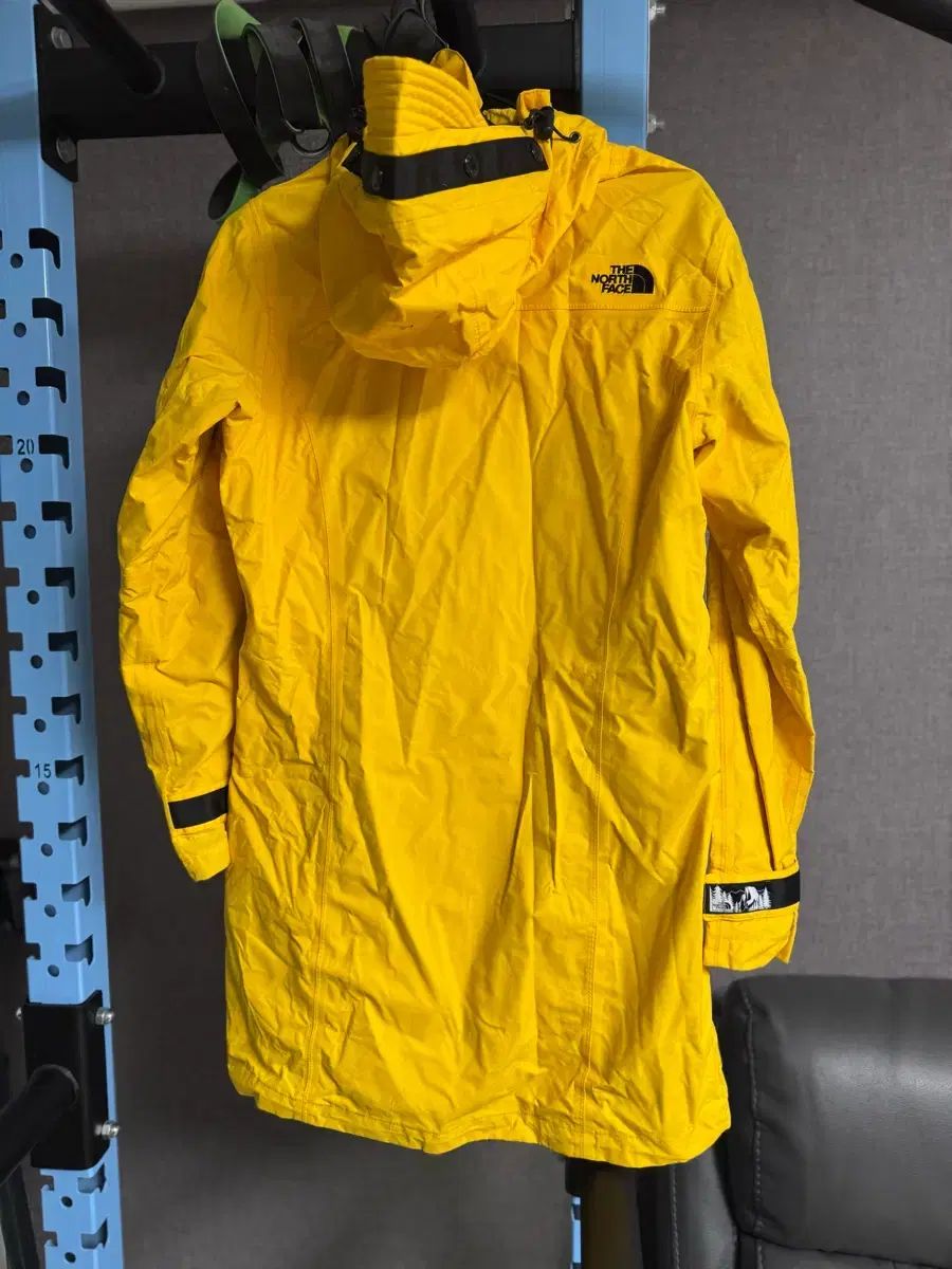 THE NORTH FACE ザノースフェイス レディース USAオリジナル イェロー ハイベント ジャケット 80