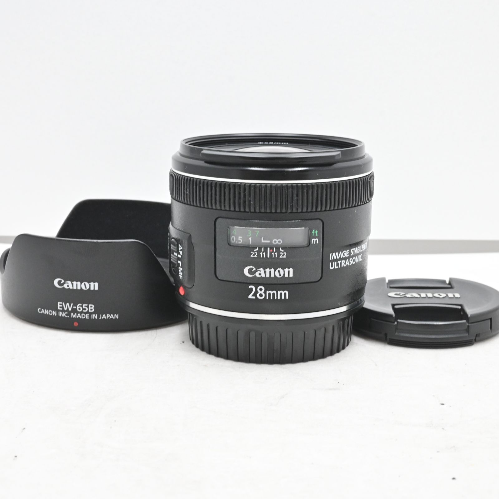 極上品 Canon 単焦点レンズ EF28mm F2.8 IS USM