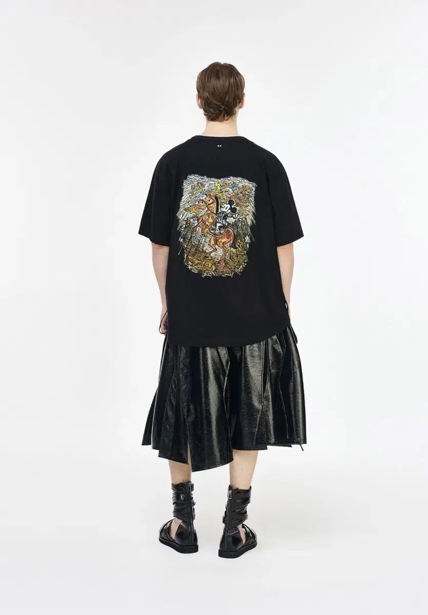 52/SONGZIO ソンジオメンズ NIGHT ミッキー エンブロイダード Tシャツ