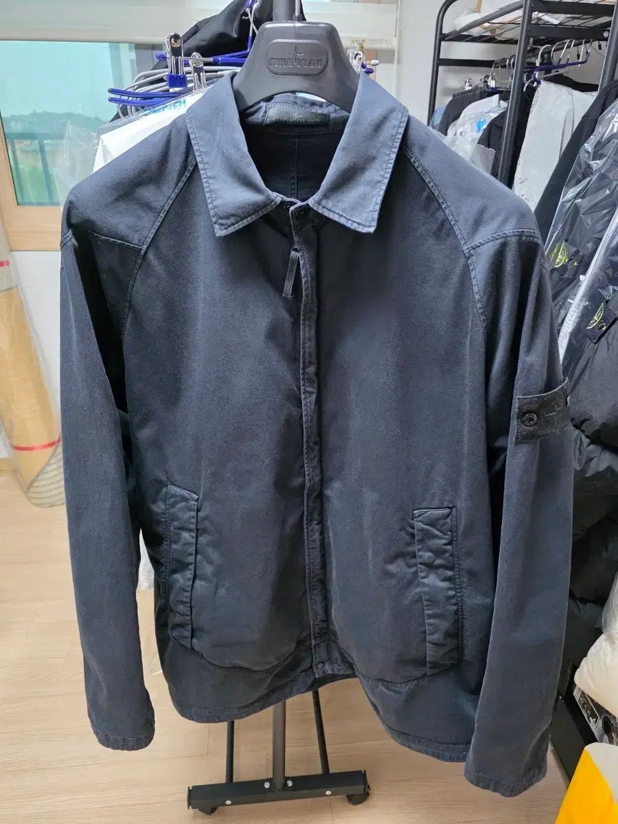 ストーンアイランド ゴーストピース オーバーサイズシャツ ジャケット