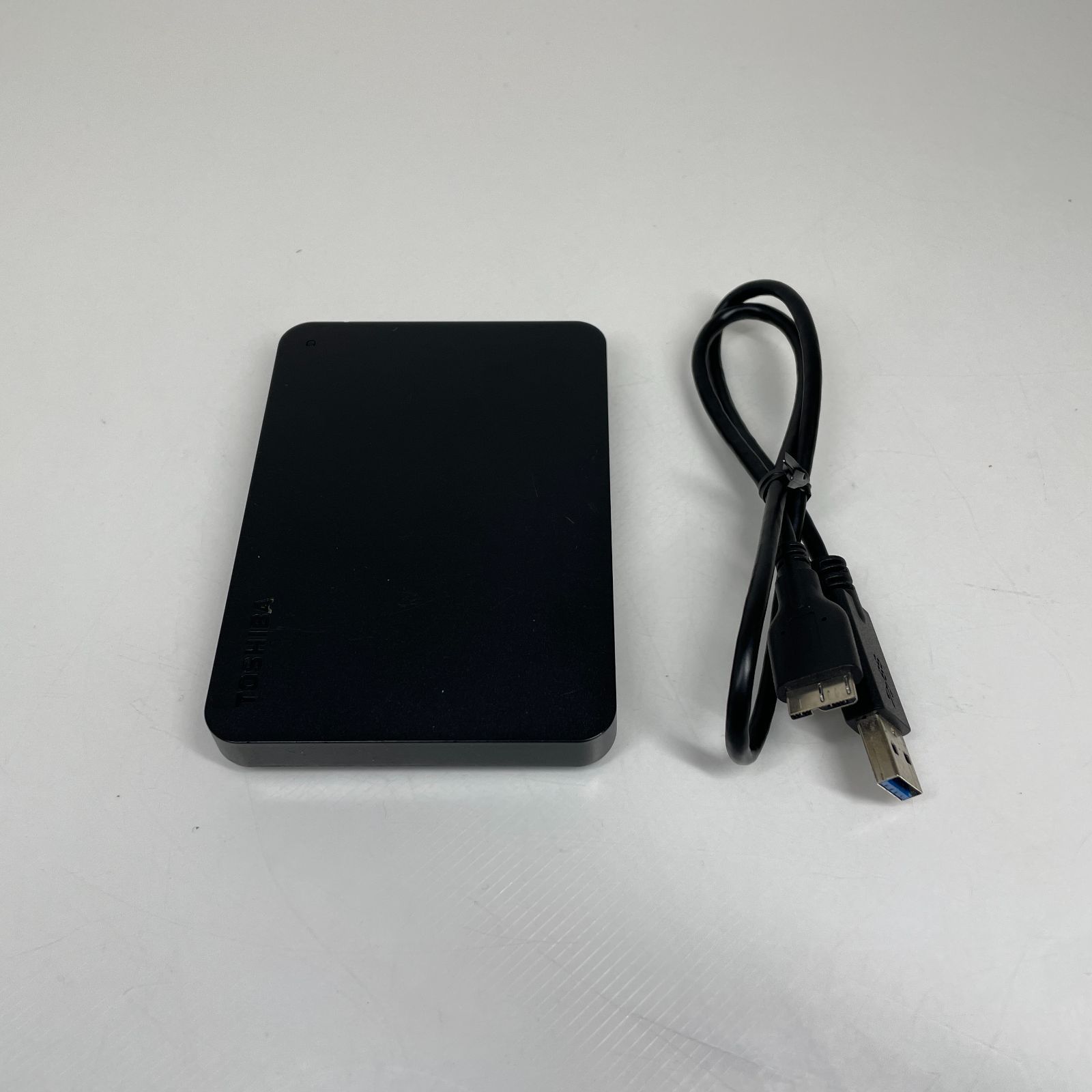 【中古・美品】 東芝 Canvio 2TB ポータブルHDD HD-TPA2U3-B/N №1569