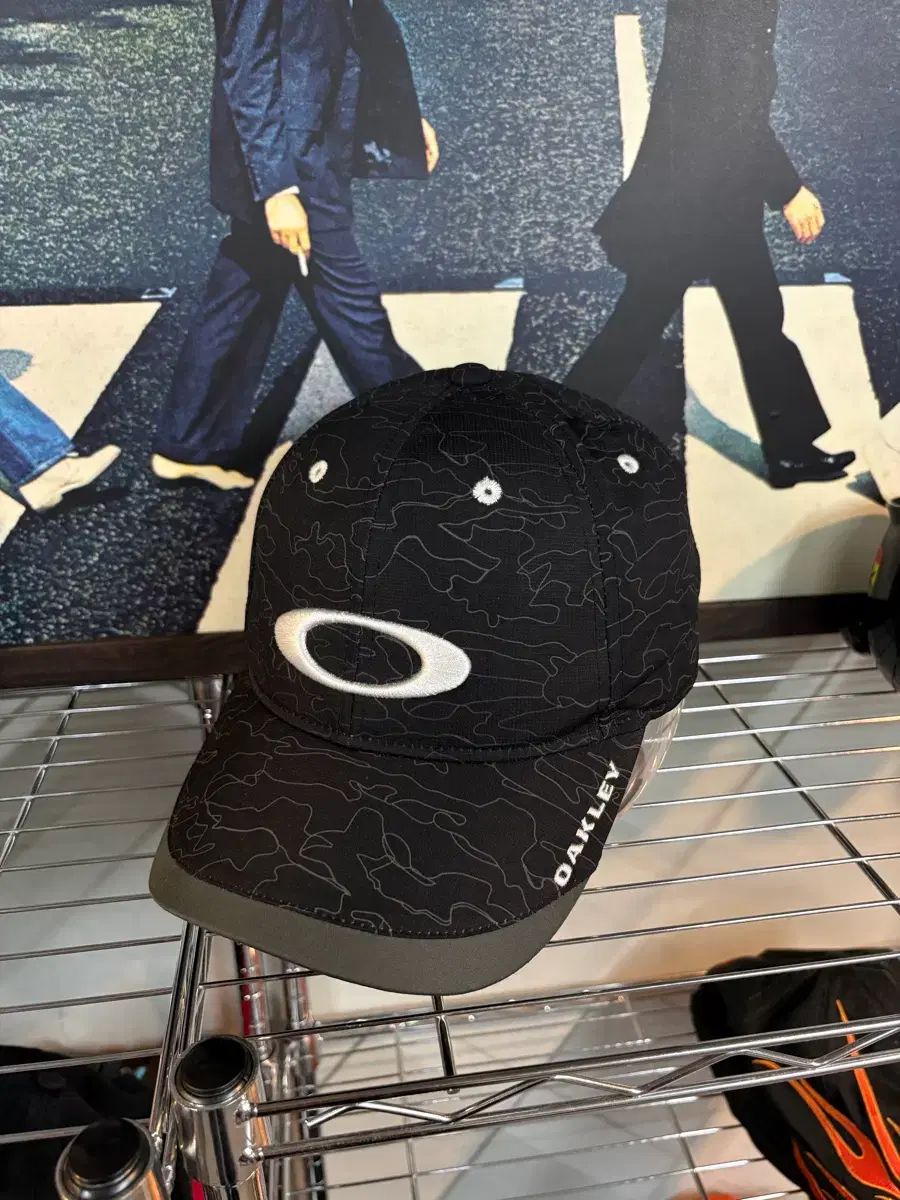 Oakley オークリー カモフラージュ スポーツ 刺繍 ロゴ ベースボールキャップ