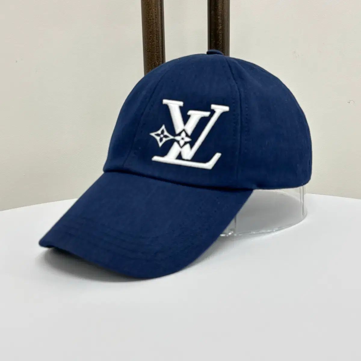 OS ルイヴィトン LVロゴ スメッシュ ベースボールキャップ