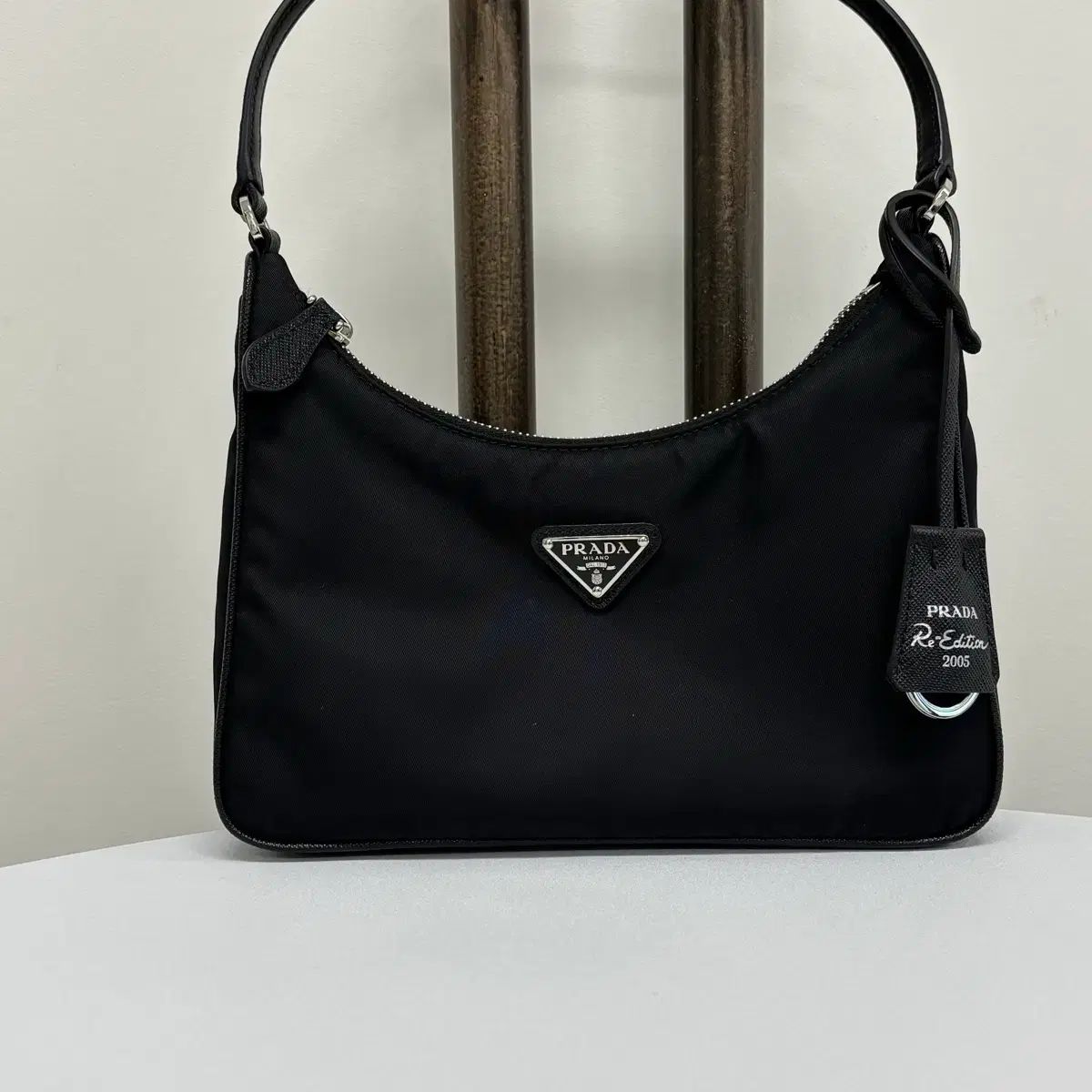 OS PRADA リーエディション 2005 HOBO BAG
