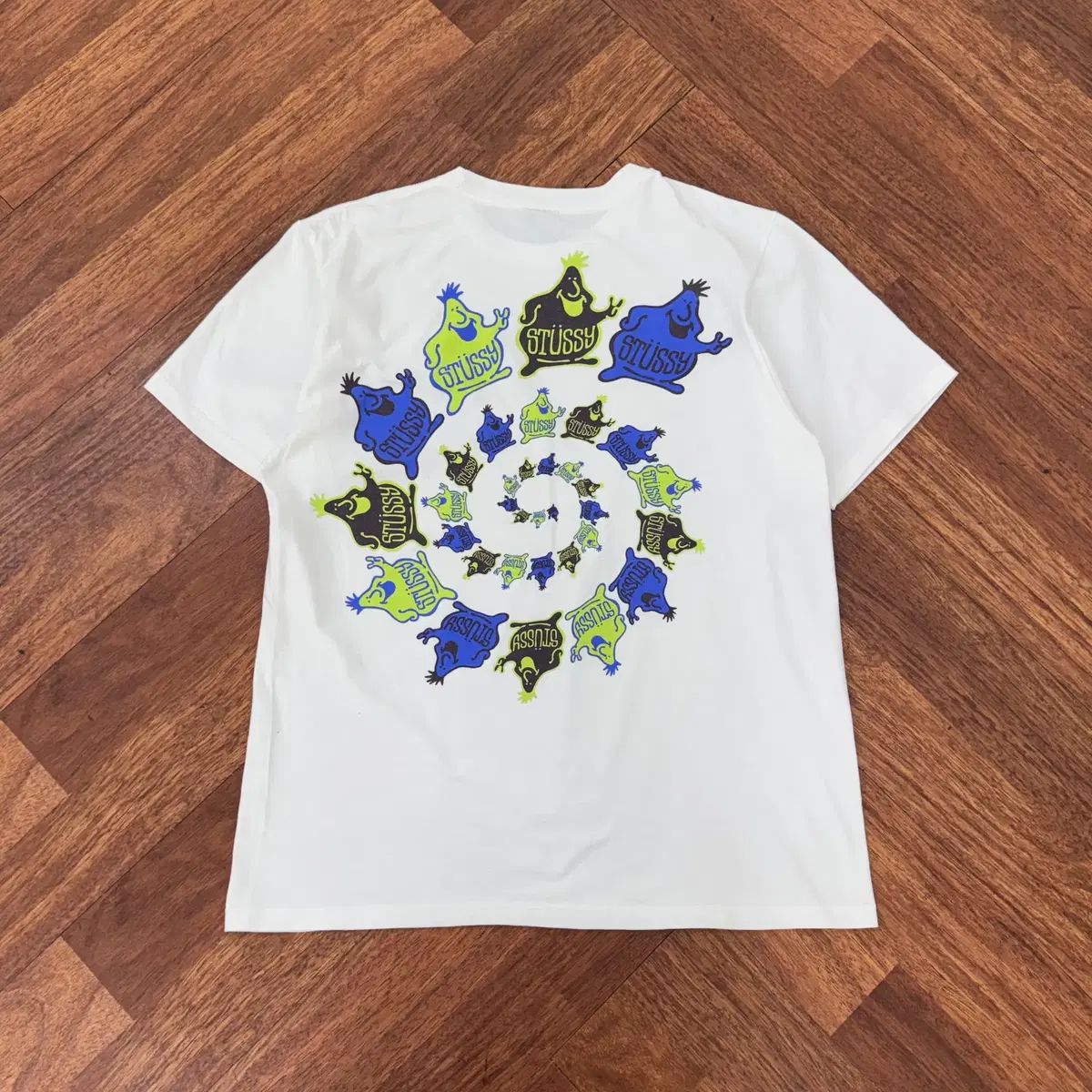 M STUSSY スチューシー ミスター ブロブ スパイラル Tシャツ
