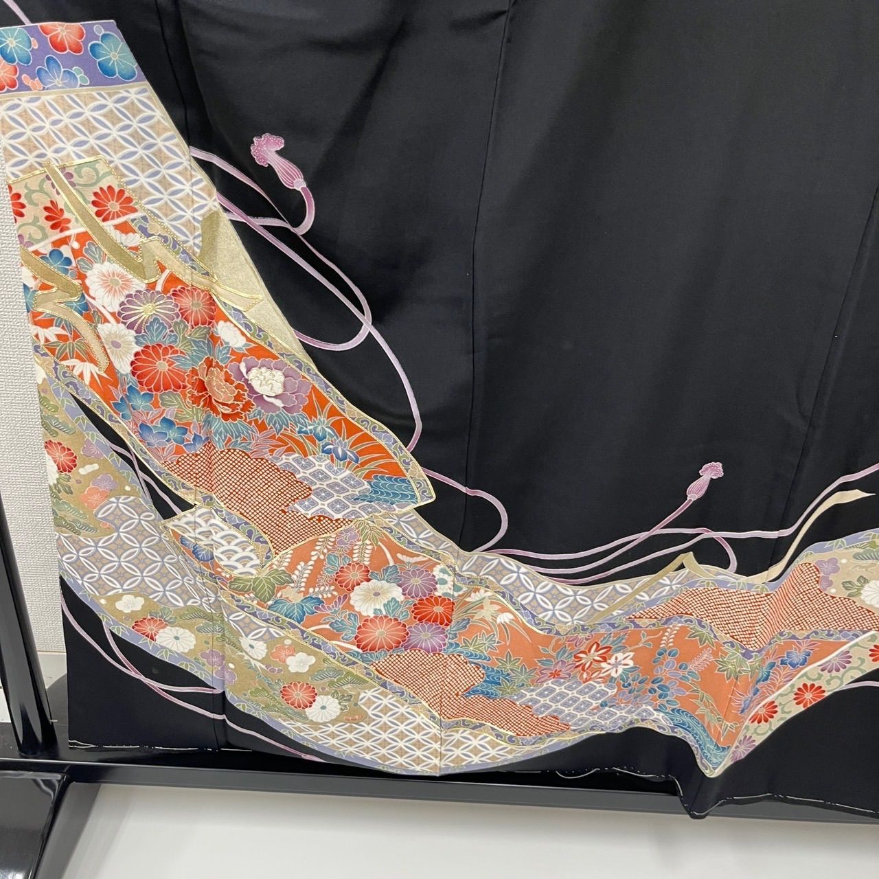 黒留袖 金駒刺繍 友禅 素敵なデザイン 五つ紋 正絹 着物 MK-399 - メルカリ
