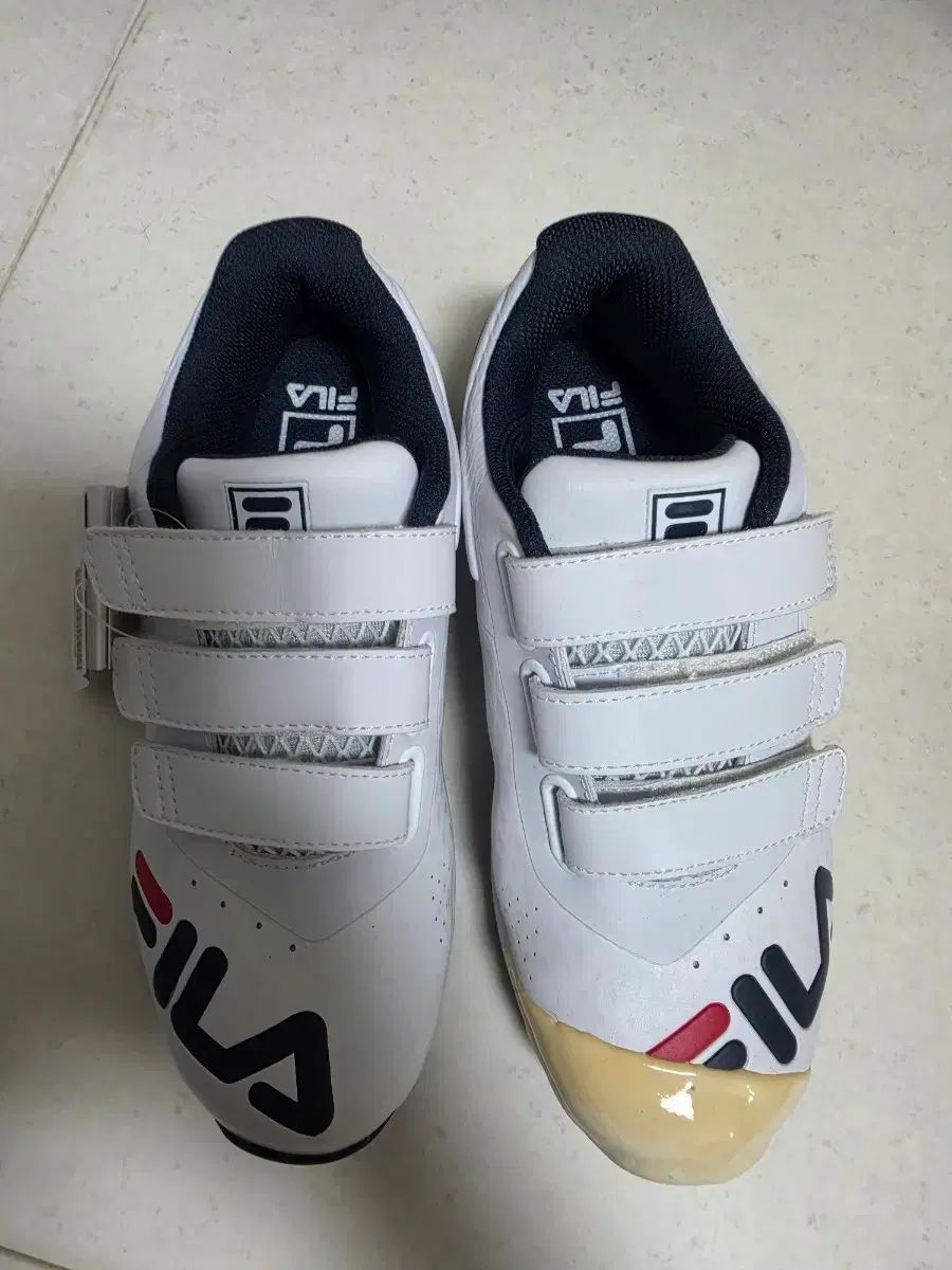 FILA フィラ 人造芝 少年野球シューズ
