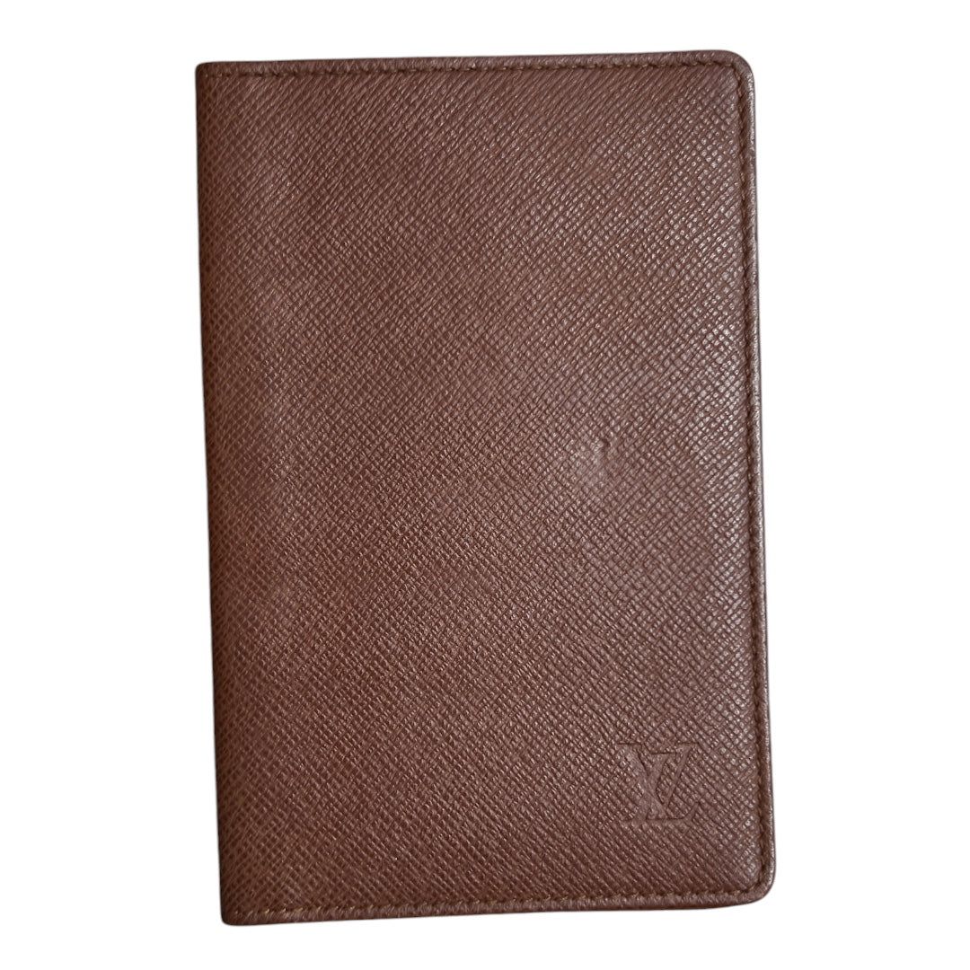 ルイヴィトン 財布 Taiga Leather Card Case Brown