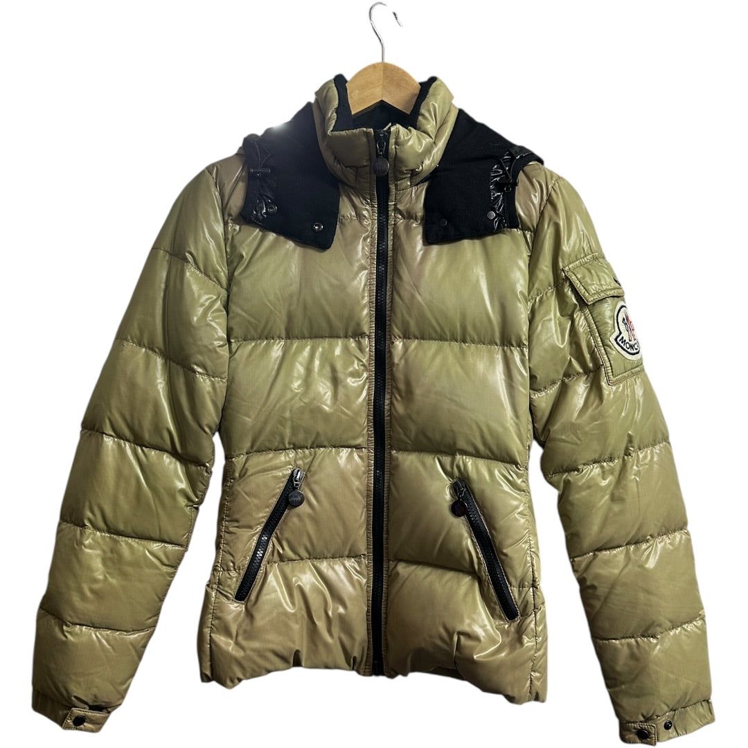 MONCLER ジャケット・アウター その他 Authentic Shiny