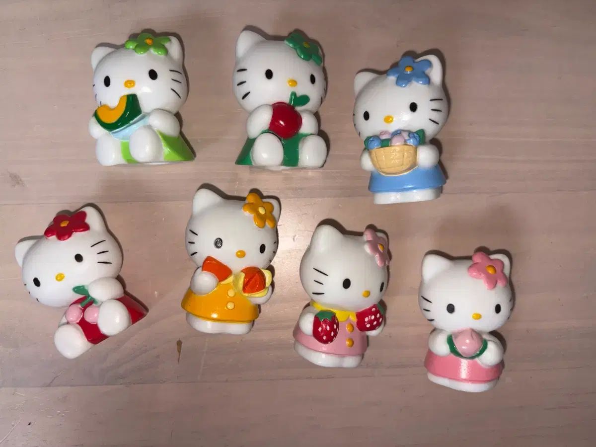 ハローキティ ソフトビニール フルーツ フィギュア まとめ