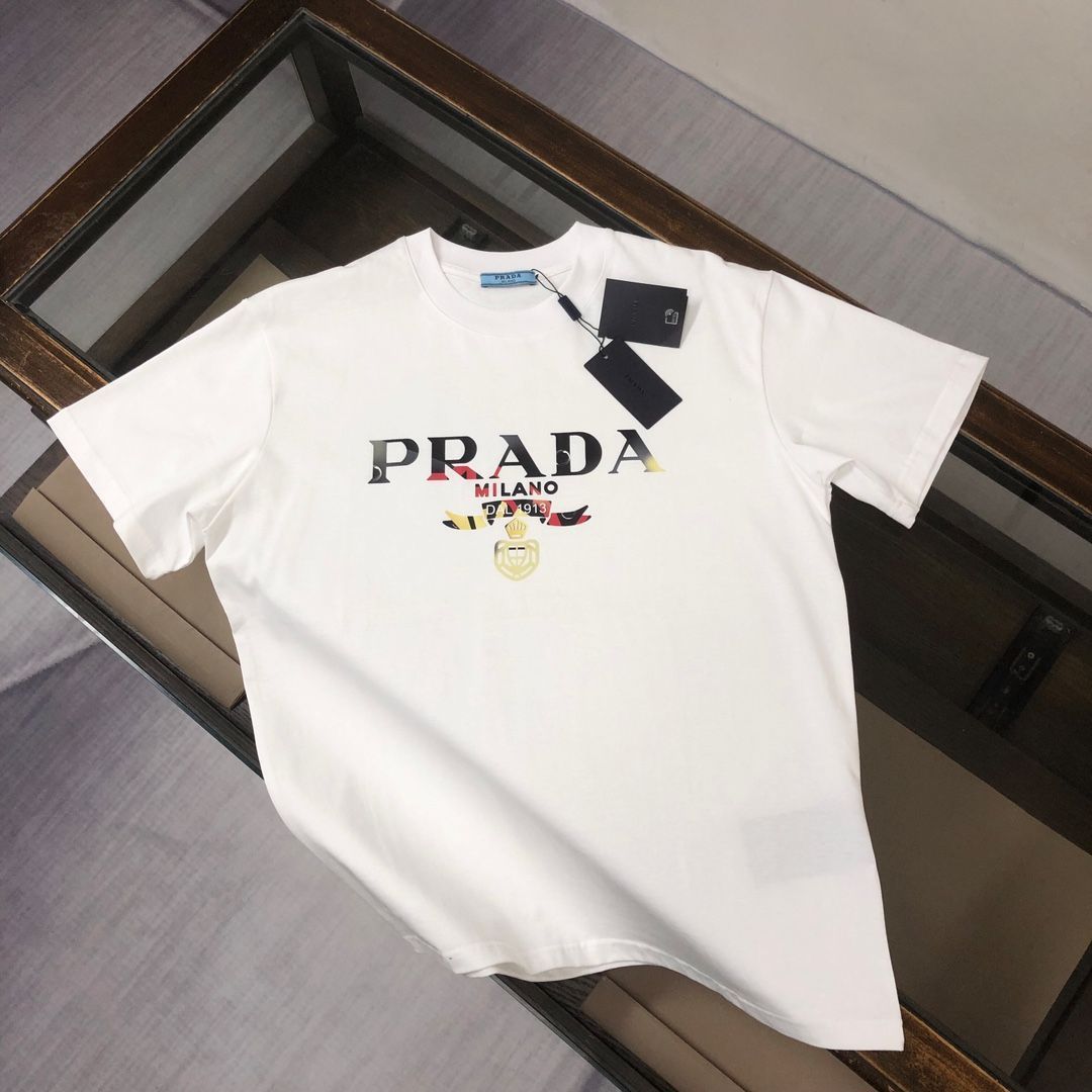 【本日限定特価】PRADA 春夏 ロゴプリントTシャツ [本日特価|新品未使用品]