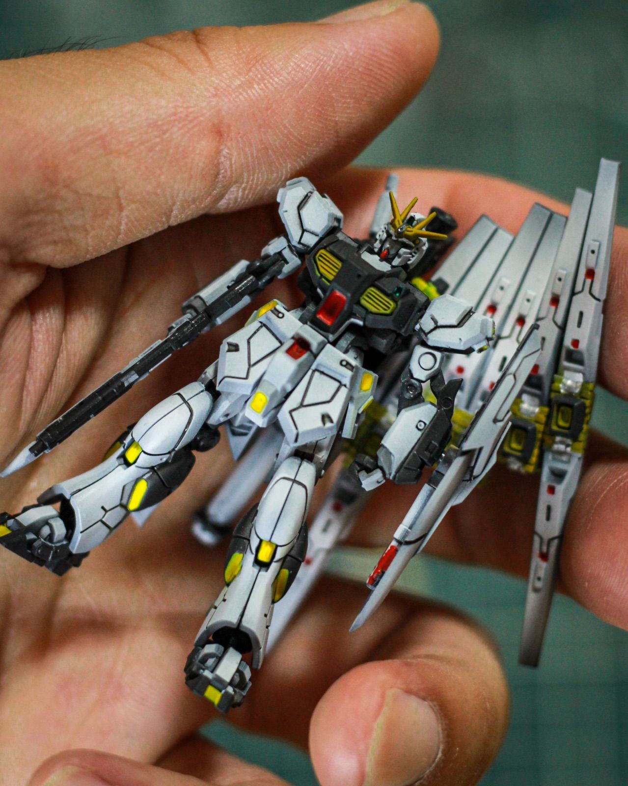 ガンダム アーティファクト 第６弾 νガンダム