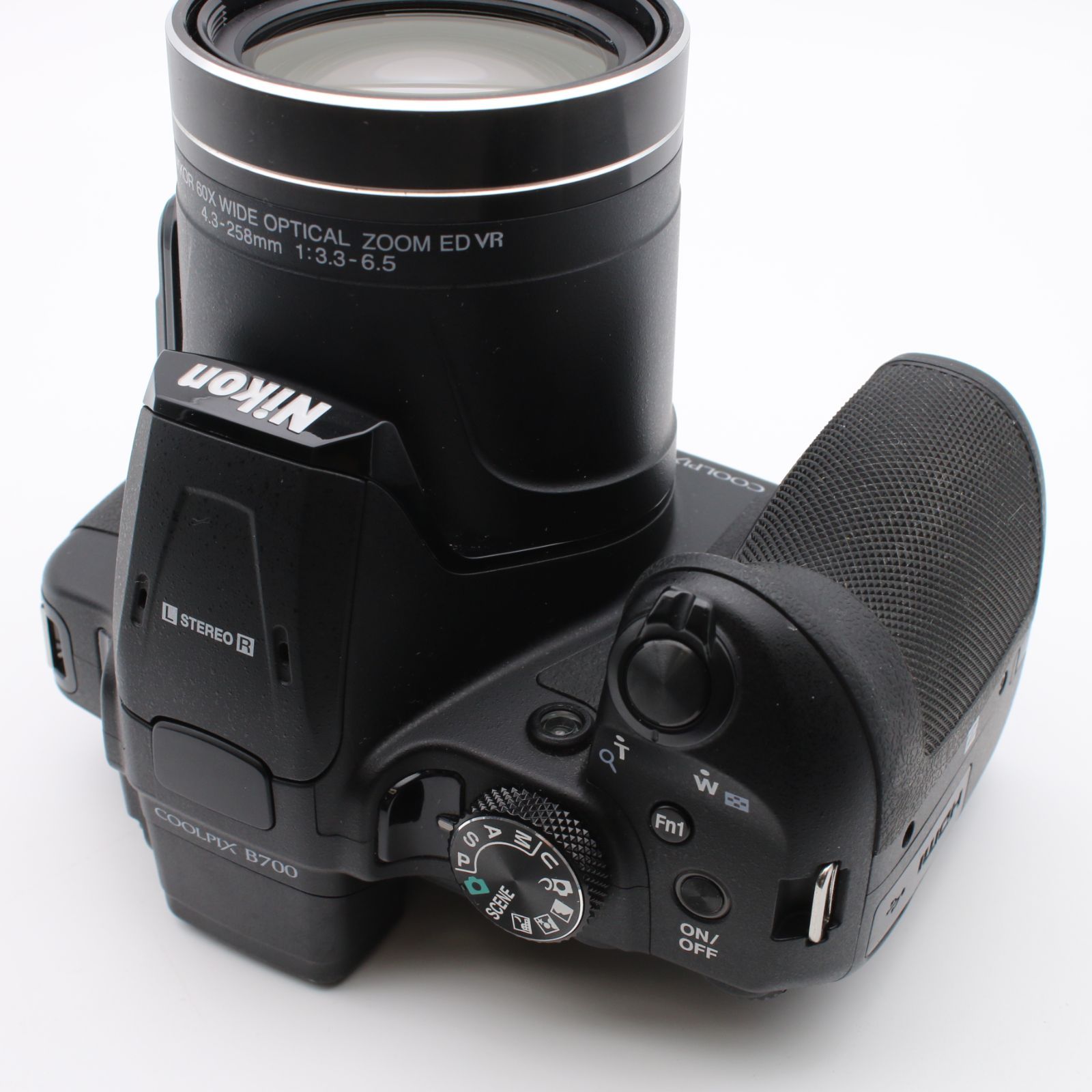 極上品】 Nikon COOLPIX B700 ブラック 光学60倍ズーム 2029万画素