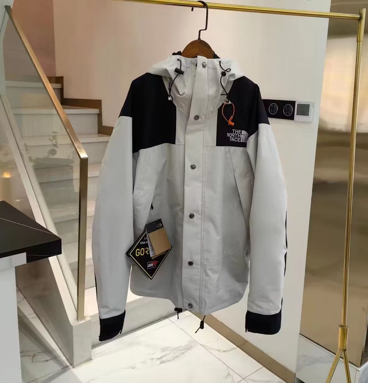 ノースフェイス THE NORTH FACE マウンテンパーカー 防水 アウトドア メンズ レディース 男女兼用