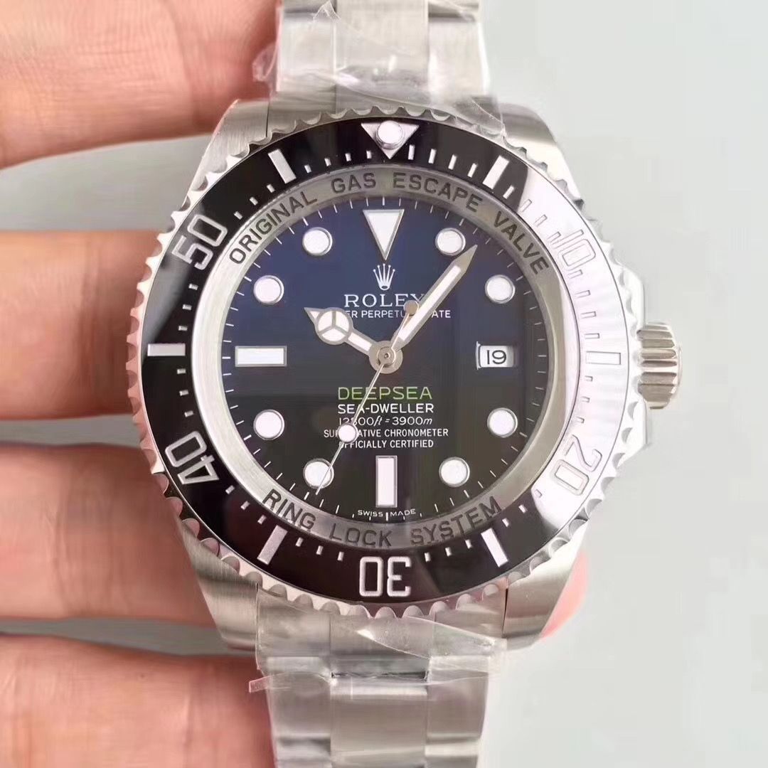 87今すぐ購入へようこそ! ！新品未使用 箱付 ROLEX　 ロレックス 腕時計です A0690