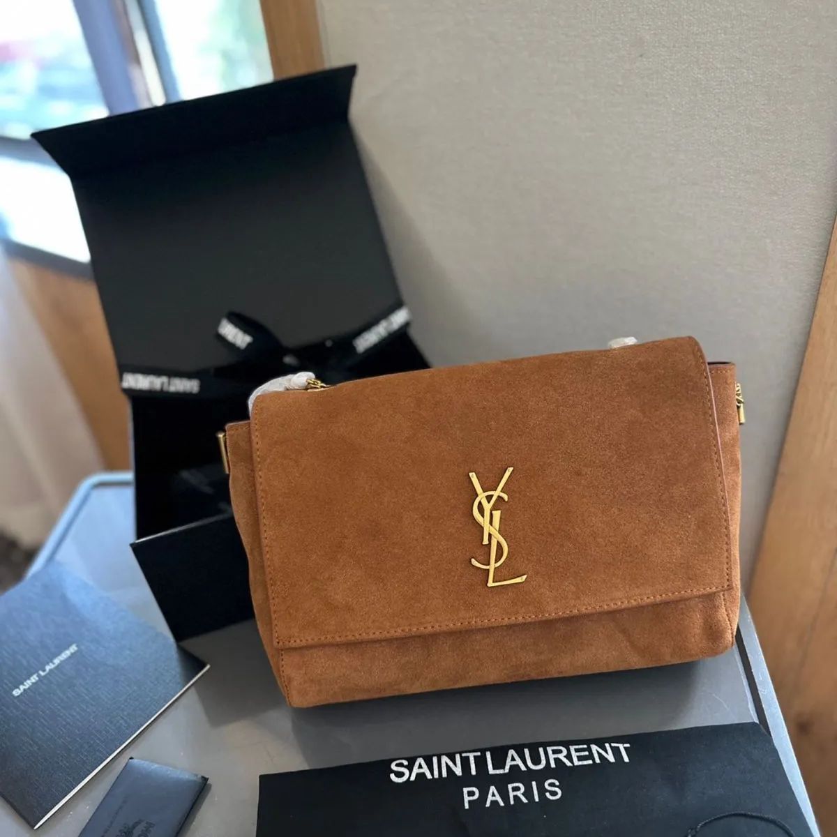 ★YSL★-イヴサンローラン ショルダーバッグ