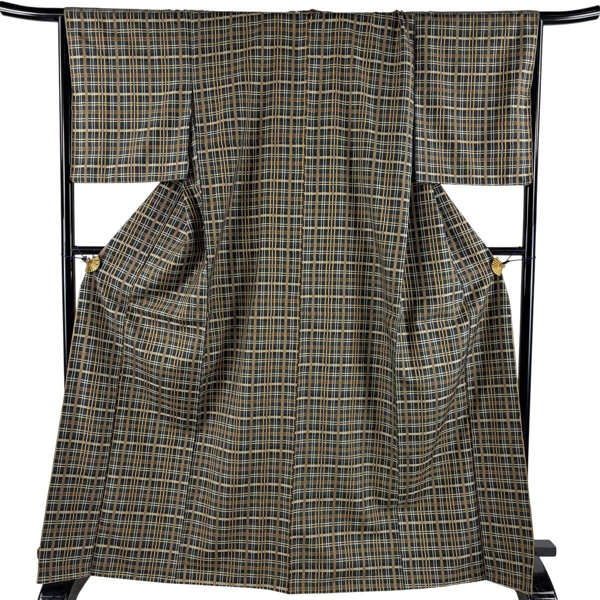 【美品】 紬 身丈167.5cm 裄丈67.5cm L 袷 証紙 格子 深緑 正絹 秀品 【中古】