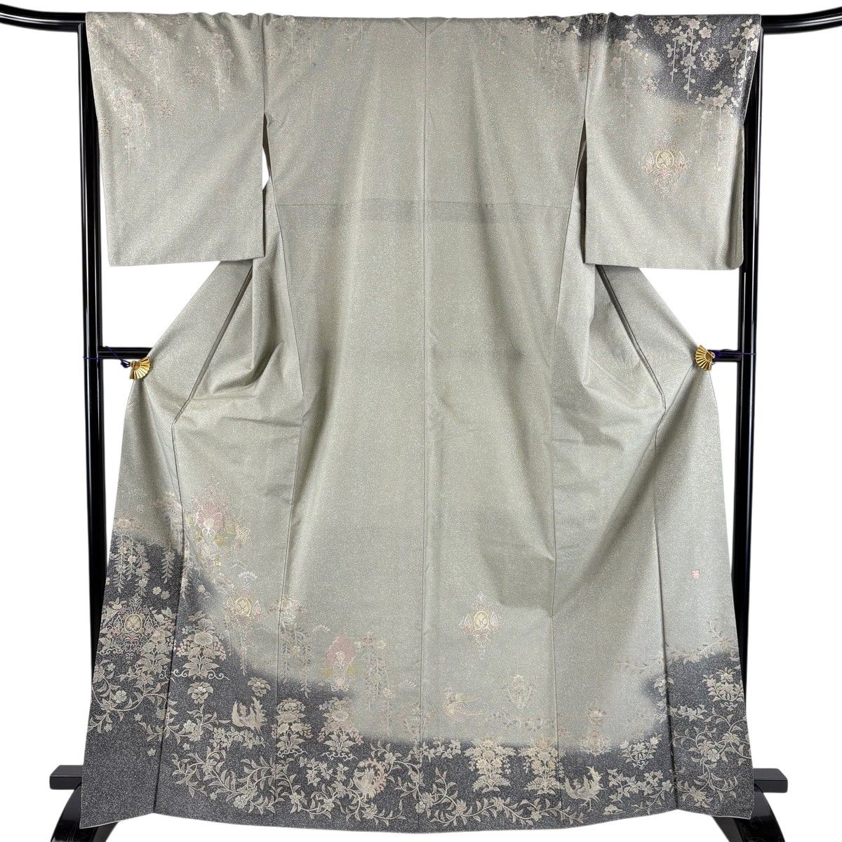 訪問着 身丈167.5cm 裄丈68cm L 袷 紬地 落款 草花 霞 刺繍 金彩 灰緑 正絹 秀品 【中古】