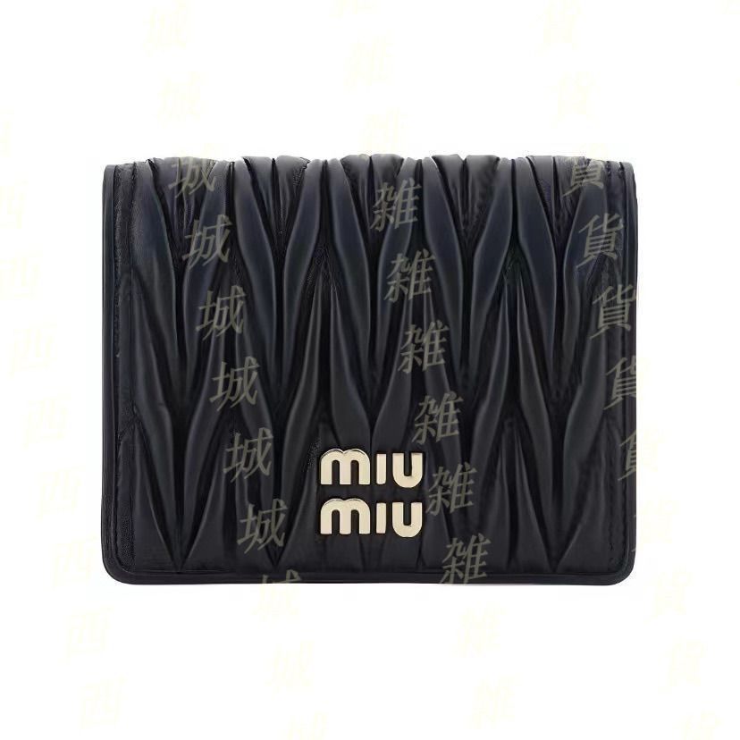MIUMIU 折り財布 マテラッセ ピンク[本日特価|新品未使用品]