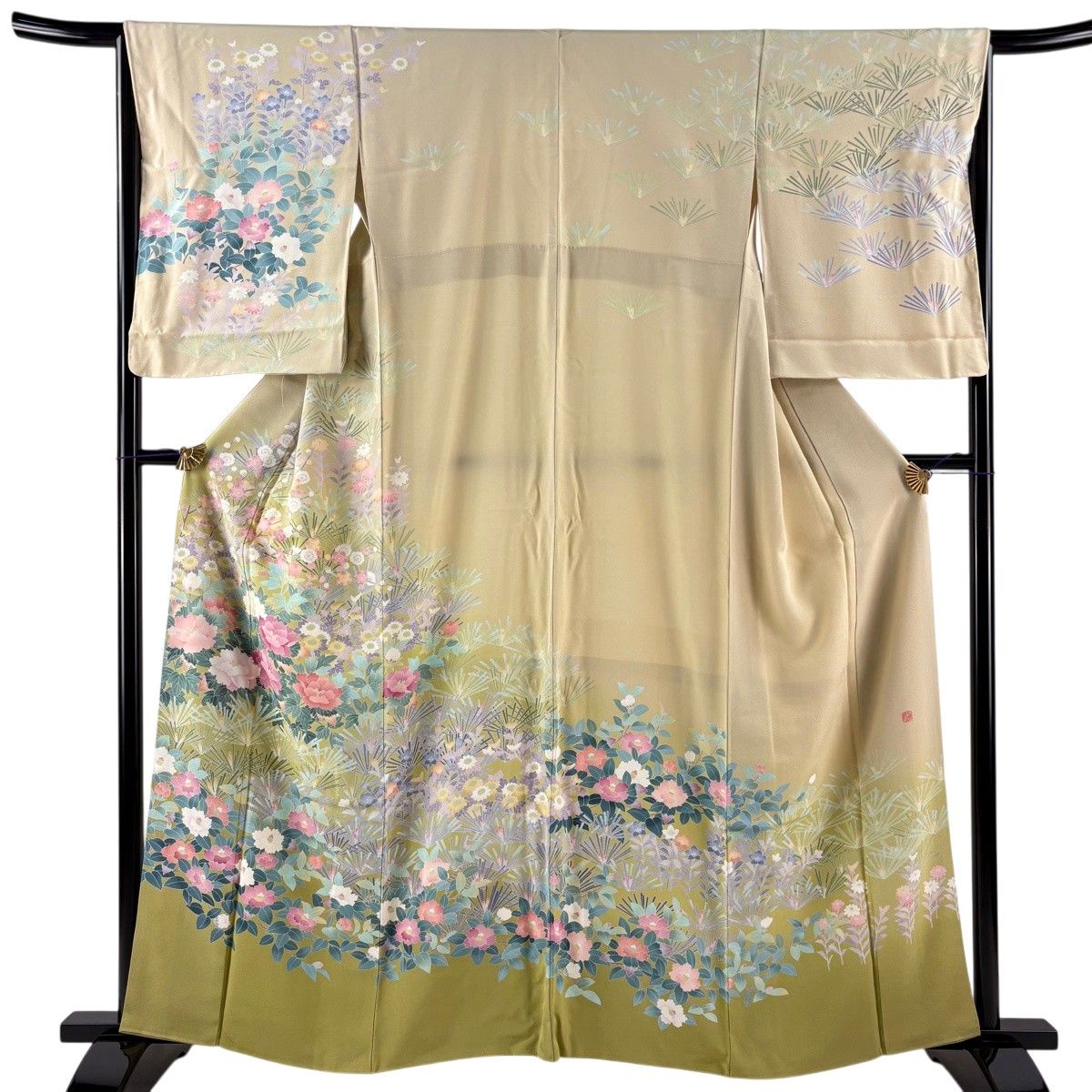 訪問着 身丈161cm 裄丈65cm M 袷 落款 牡丹 松梅 ぼかし ベージュ 正絹 逸品 【中古】