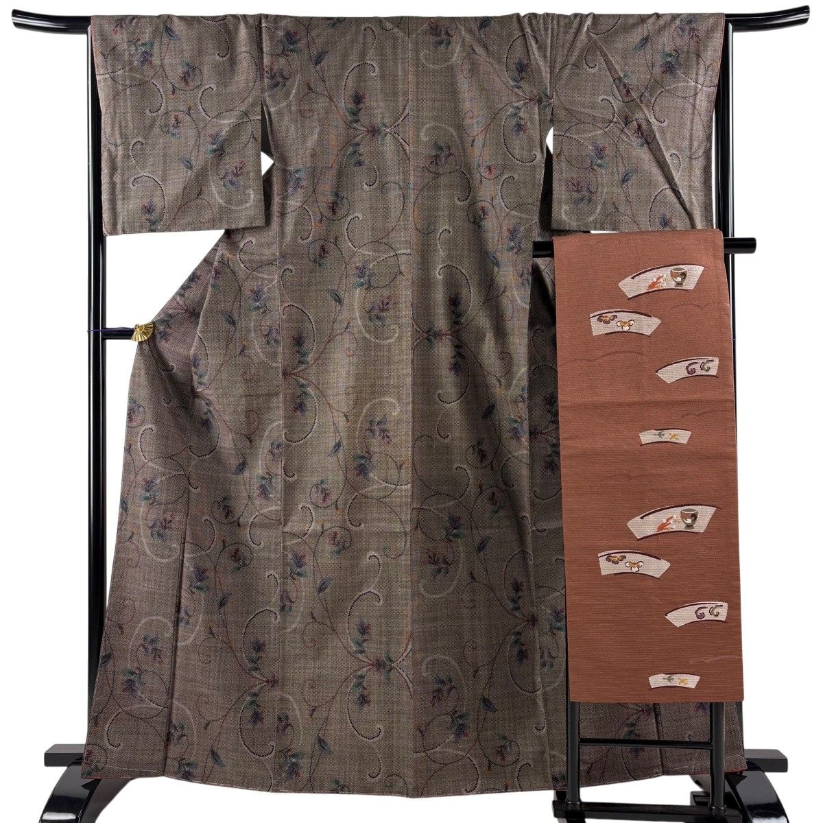 【美品】 紬 身丈163cm 裄丈65cm M 袷 名古屋帯セット 花唐草 焦茶色 正絹 秀品 【中古】