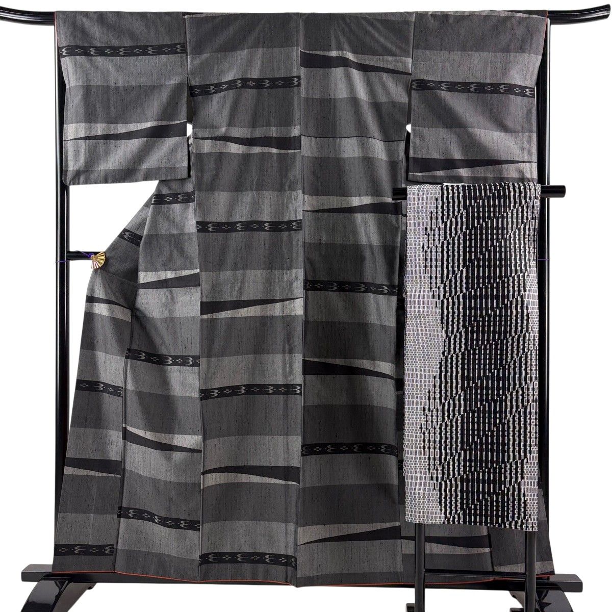 【美品】 紬 身丈159cm 裄丈65.5cm M 袷 名古屋帯セット 燕 段縞 灰色 正絹 秀品 【中古】