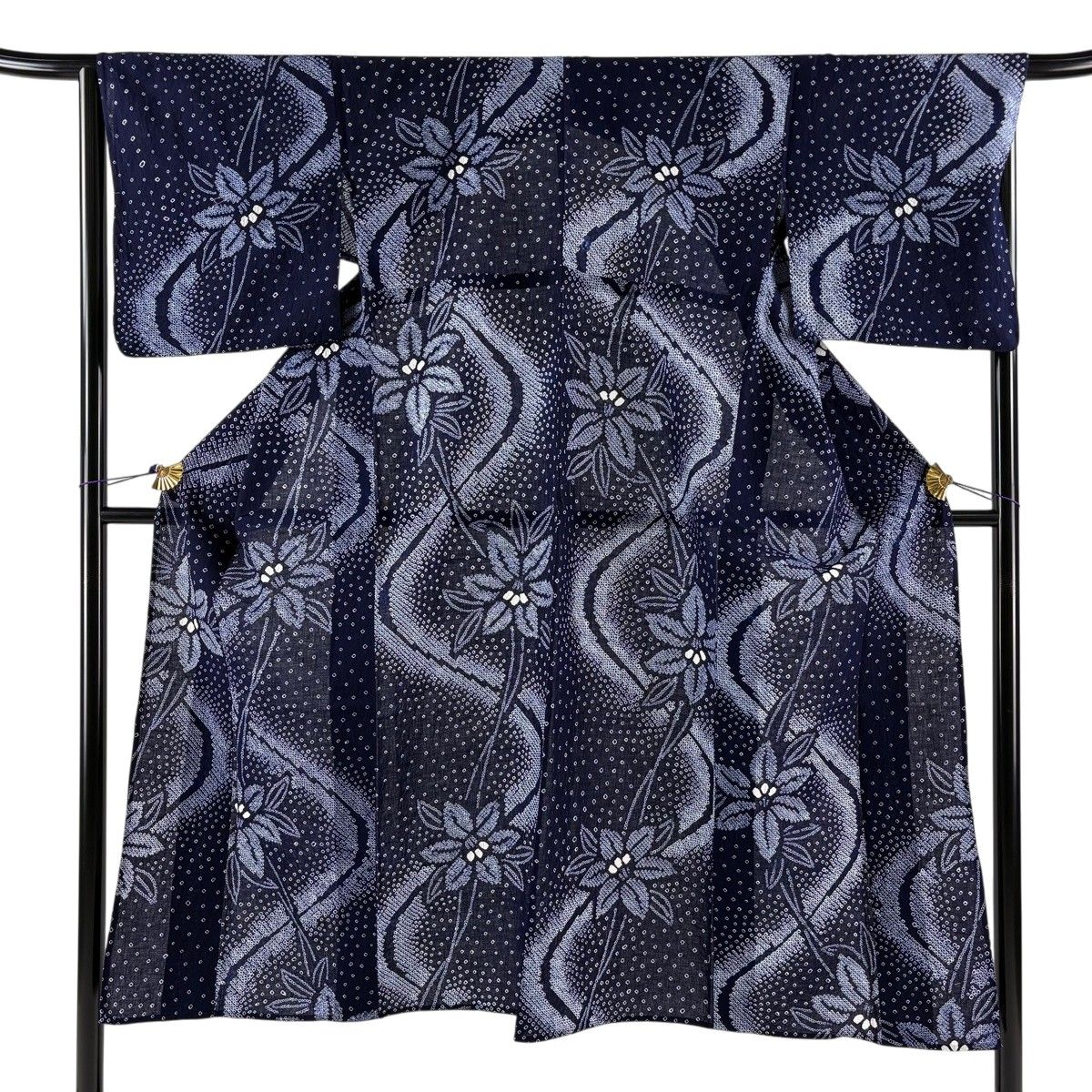 【美品】 浴衣 身丈146cm 裄丈66cm M 絞り浴衣 草花 流水 紺色 綿 名品 【中古】