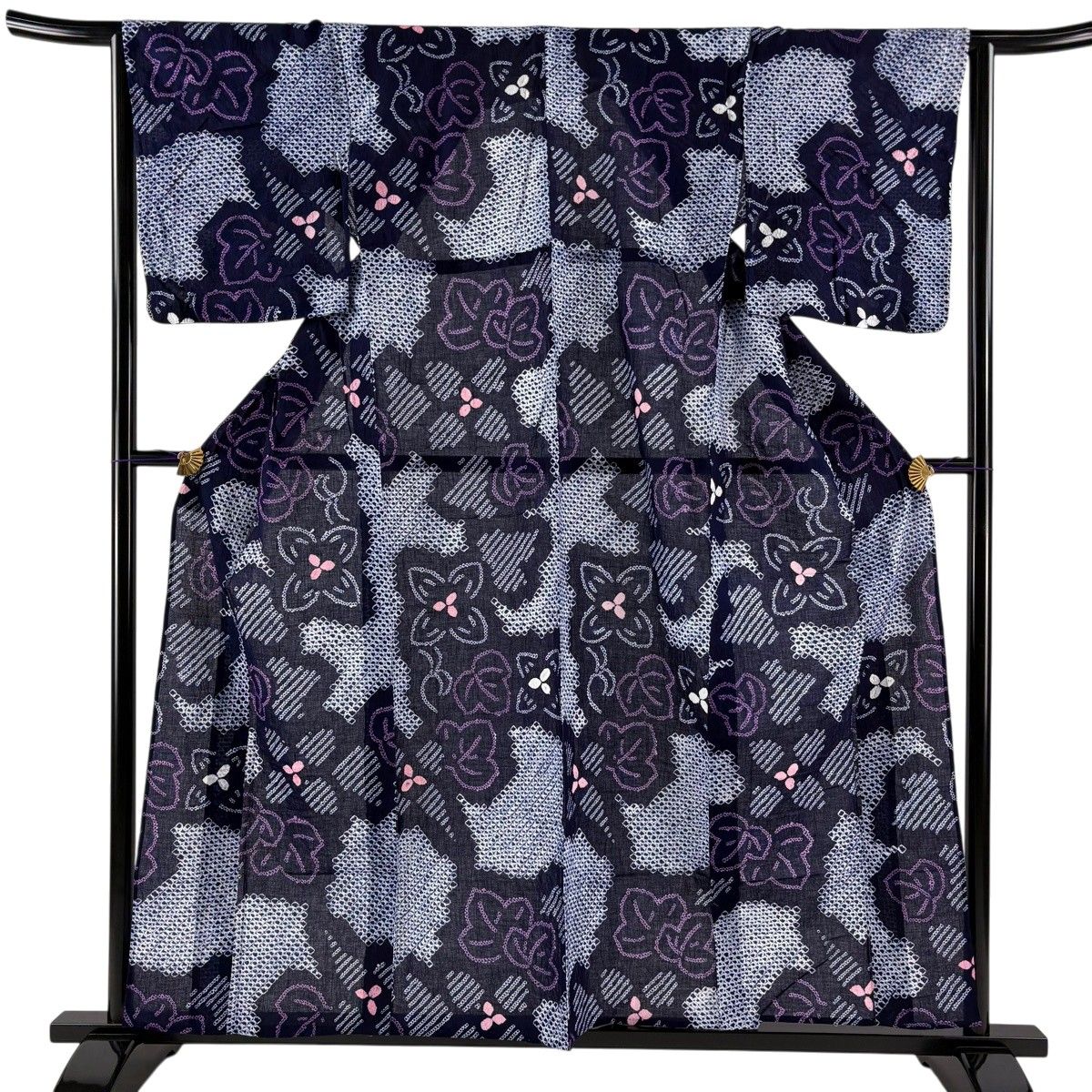 【美品】 浴衣 身丈156.5cm 裄丈64cm M 絞り浴衣 草花 紺色 綿 名品 【中古】