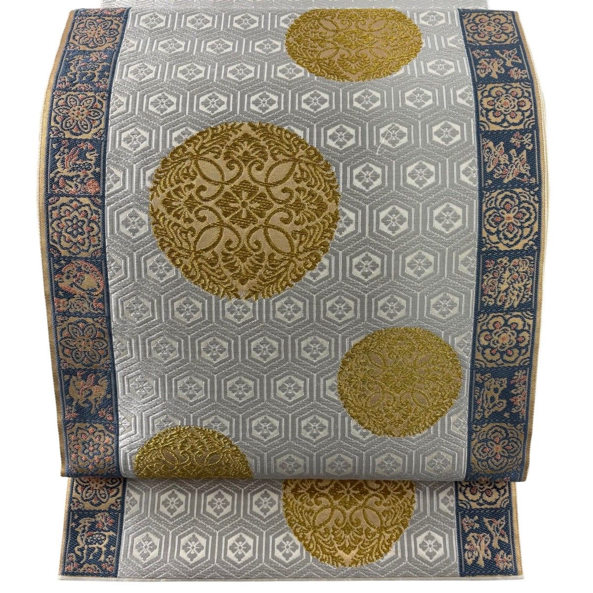 【美品】 袋帯 名品 山口美術織物 落款 有職文様 華文 金糸 灰白 お太鼓柄 正絹 【中古】