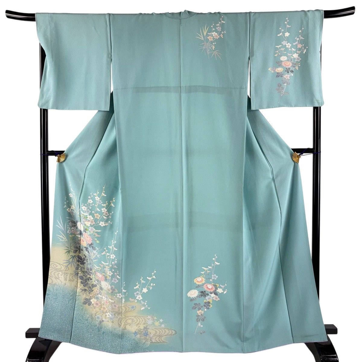 付下げ 身丈164.5cm 裄丈69cm L 袷 菊 枝梅 ぼかし 薄緑 正絹 秀品 