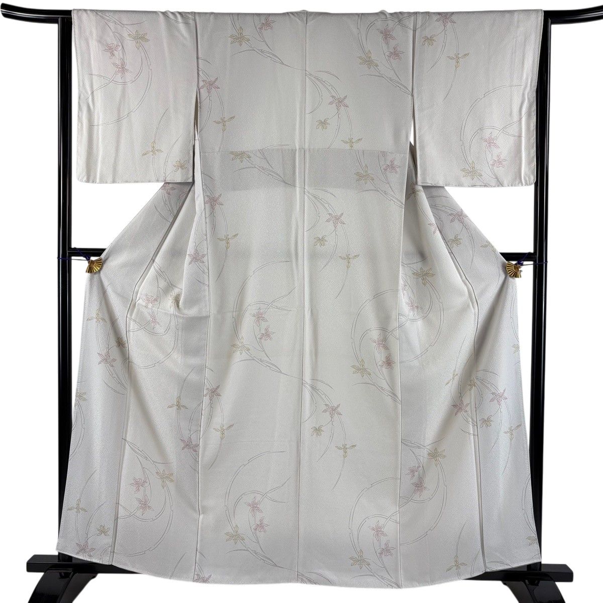 【美品】 小紋 身丈160.5cm 裄丈65cm M 袷 菖蒲 ぼかし 灰白 正絹 秀品 【中古】