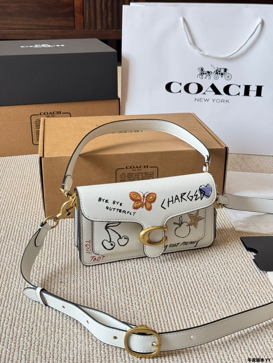 Coach 新 Tabby 3 層ダイオニサスバッグ（ギフトボックス包装）
