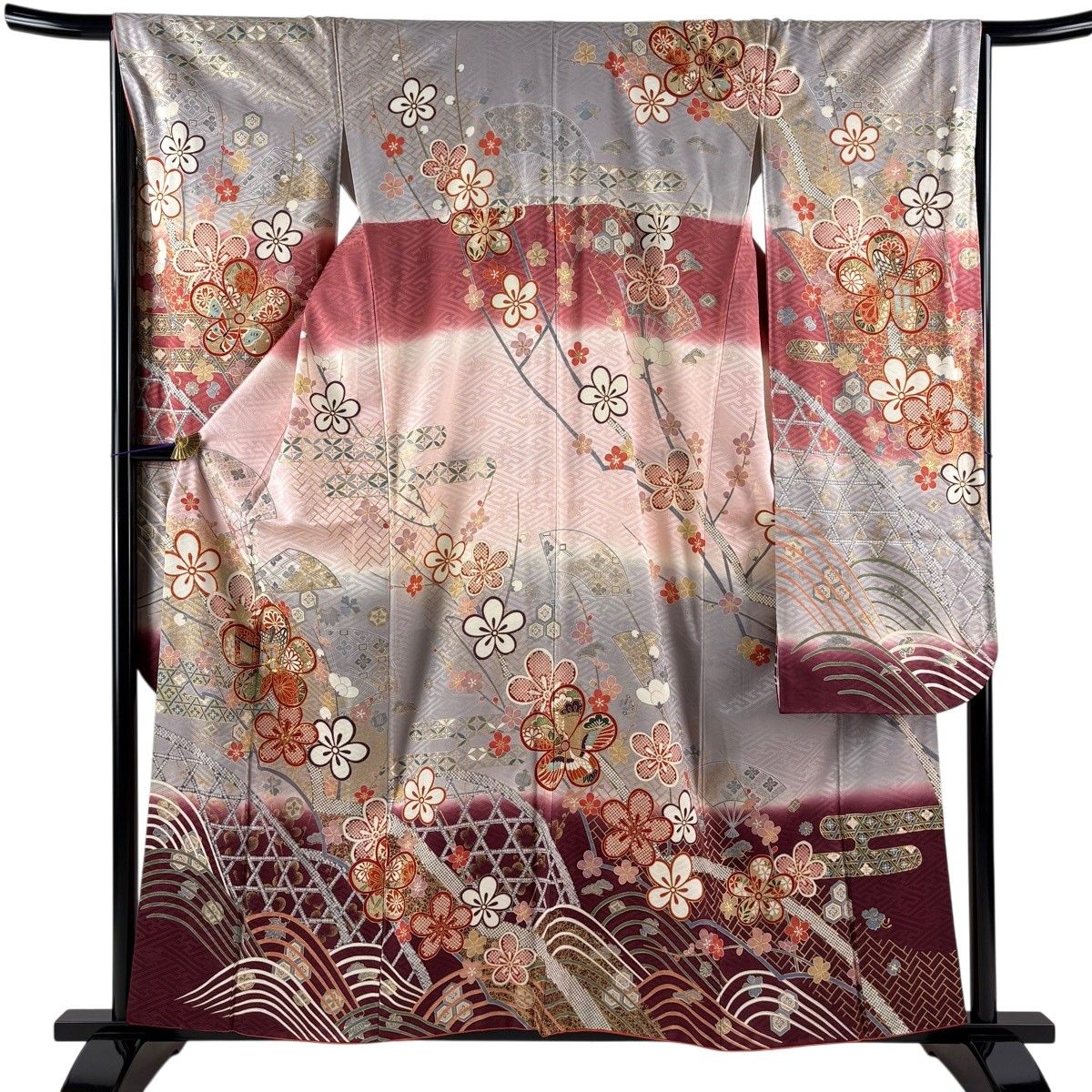 振袖 身丈158cm 裄丈67cm M 袷 枝梅 波 金糸 金彩 灰紫 正絹 秀品 【中古】