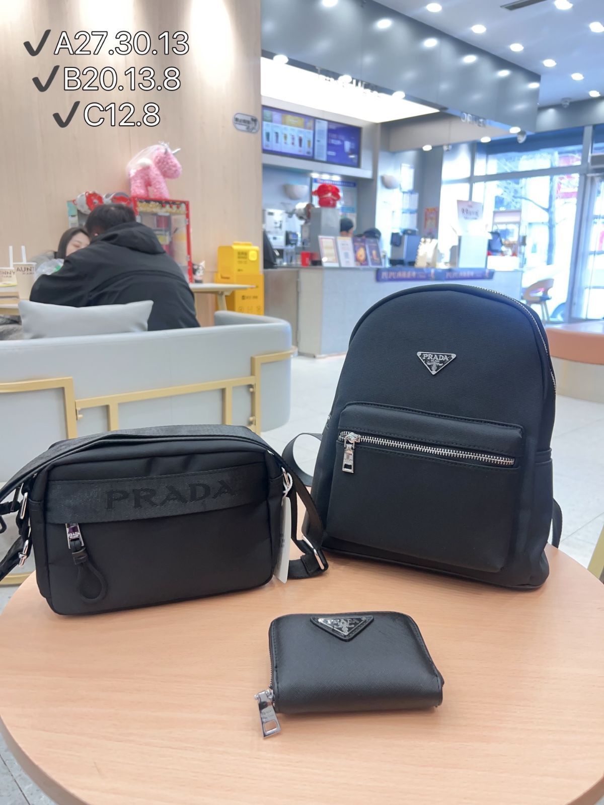 [本日特価] TOP New 2025 高品質3点セット - Prada バックパック + Prada カメラバッグ + 財布 本日限定特別割引！[本日特価|新品未使用品]