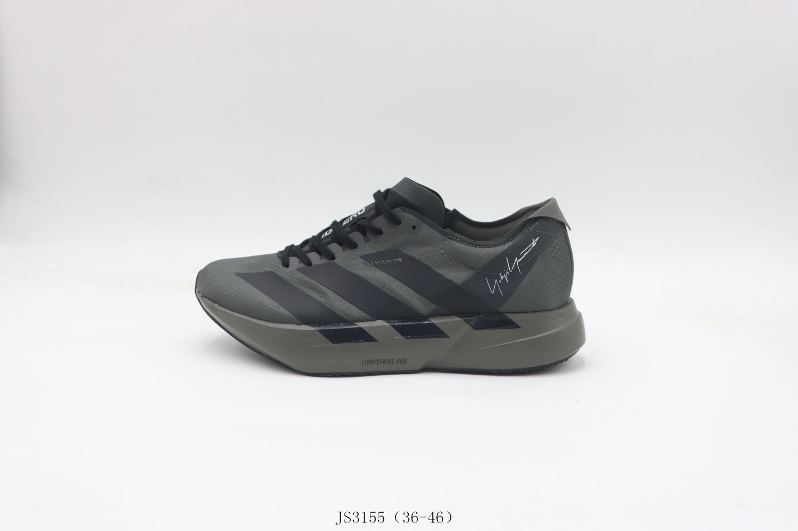 【今日特価】Adidas アディダス アディダスランニングシューズ ダークグレー JS3155