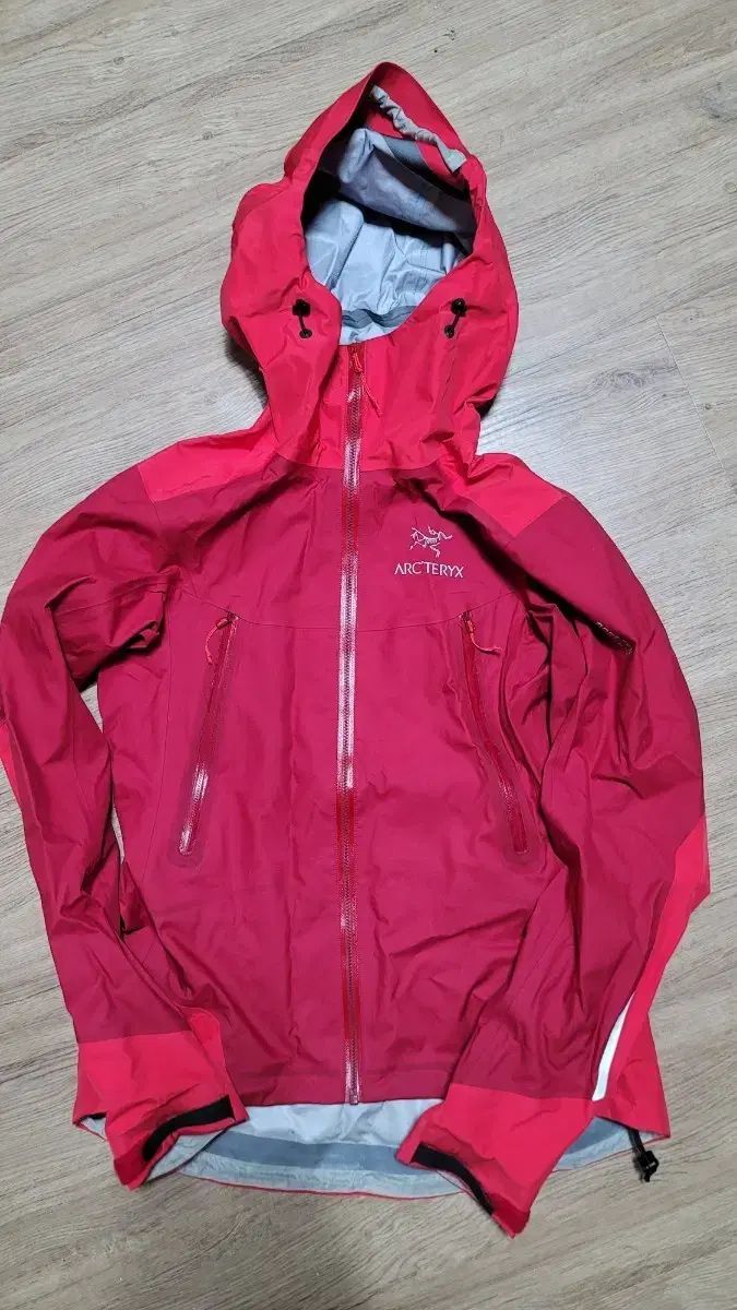 ARC'TERYX アークテリクス ベータ SL ウィメンズ S ゴアテックス ジャケット