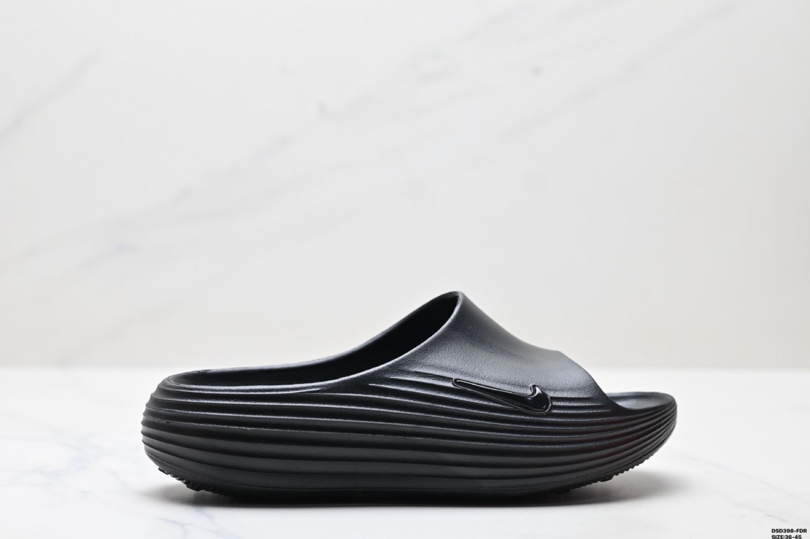 Nike ReactX REJUVEN8 Slide ナイキ シンプル快適 ドームシューズ