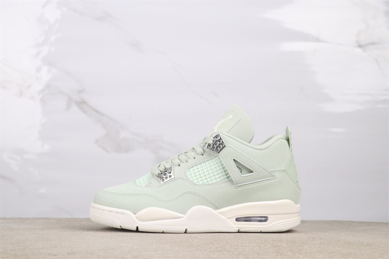 【今日特価】Air Jordan 4 HV0823-003 エアジョーダン 4 シーフォームグリーン