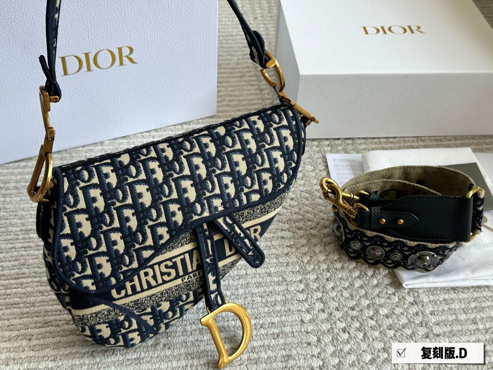 【今日特価】Dior ヴィンテージ サドルバッグ ラージサイズ（25cm×20cm）アップグレードバージョン with ローマ肩紐