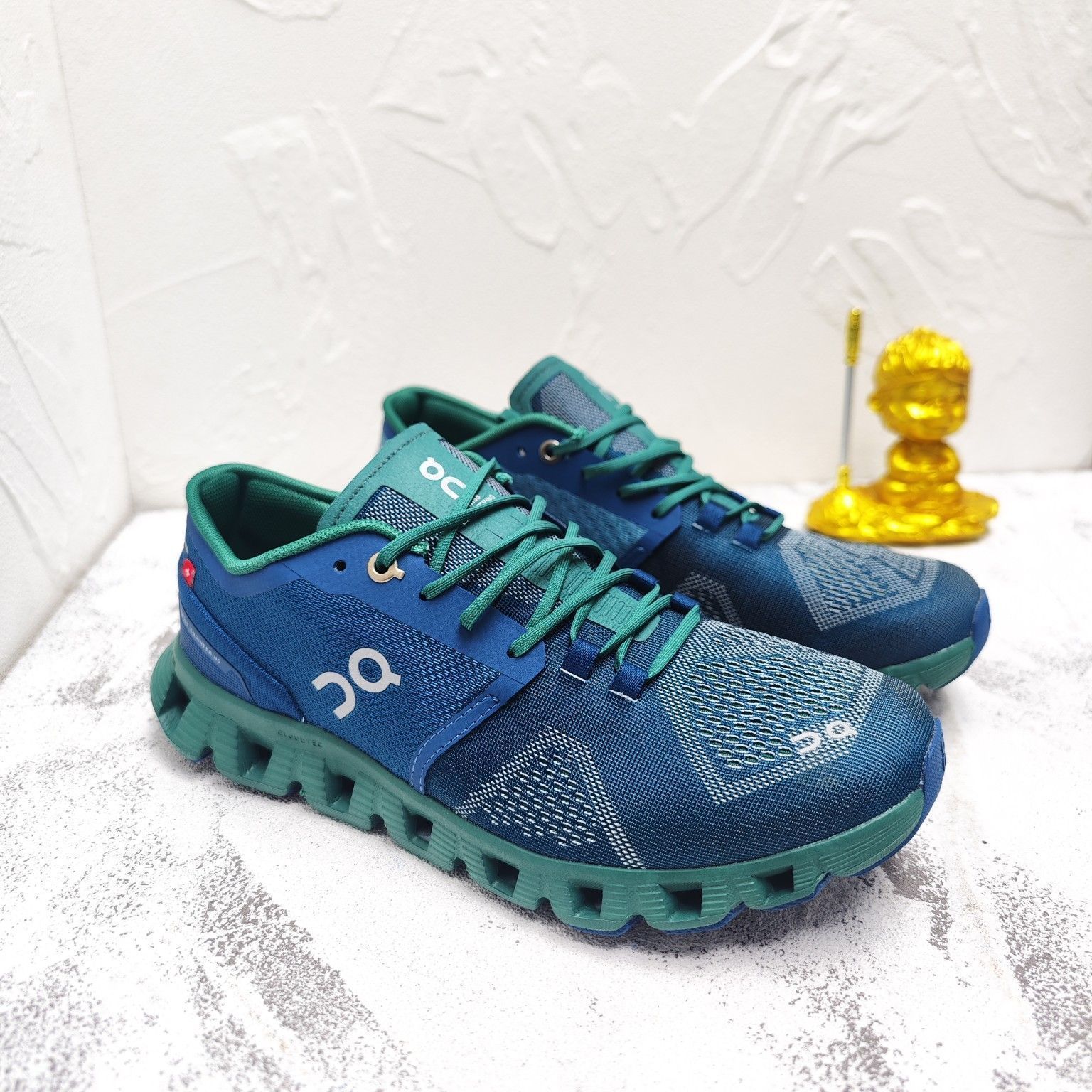 On Cloud X Sneakers オン クラウドX ジョギング スポーツ トレーニング ランニングシューズ メンズ レディース スニーカー タウンユース 新品 未使用 ブルー　グリーン　2色